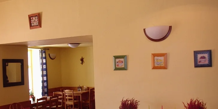 Aktivní turisté, našli jste svůj ráj: Podzimní pohoda a polopenze v podzámčí
