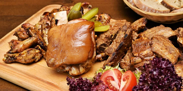 Masová hostina na Jižáku až pro 6 osob – na čepu piva z německého Oktoberfestu
