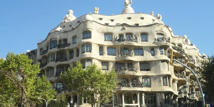 V Barceloně uvidíte Gaudího architekturu.