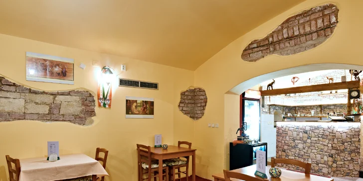 Indické menu pro dva kousek od I. P. Pavlova: vegetariánské, s masem i královské