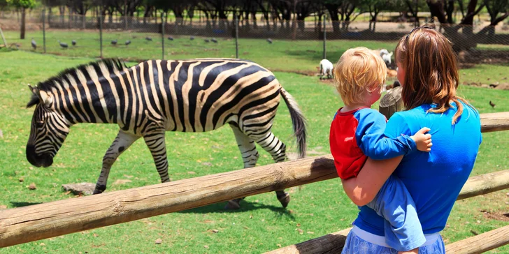 S rodinou do Liberce: hotel v centru, vstupenky do zoo a pobyt dítěte zdarma