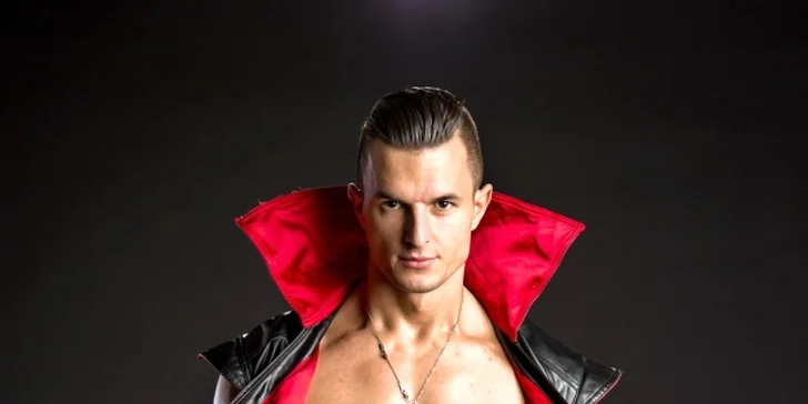 Pánská striptýzová show se sexy upíry Blade VS Vampires