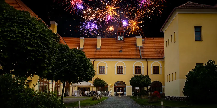 Silvestrovský pobyt na Zámku Čechtice: all inclusive, kopec zábavy