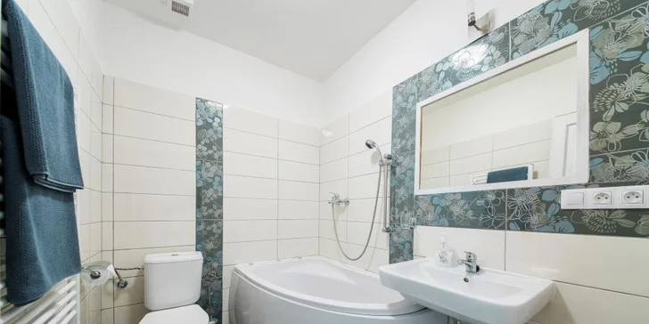 Relax v Kutné Hoře: apartmán v centru, bylinná koupel i 3chodová večeře