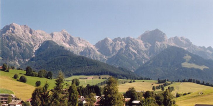 Rakouské Alpy: penzion s českým personálem, polopenze, sauna i karta slev