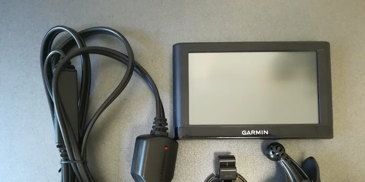 Příští odbočku neminete: půjčení navigace Garmin na den, víkend i dovolenou