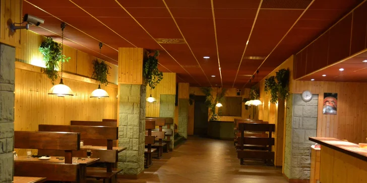 Vykutálená zábava na 1 nebo 2 hodiny: bowling až pro 8 osob