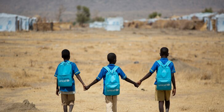 Podpořte s UNICEF děti z rozvojových zemí: tužky, sešity nebo celá školní výbava