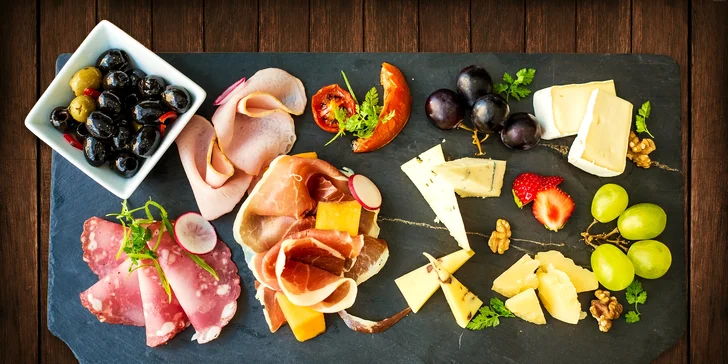 Romance v centru Prahy: 60 minut ve wellness a degustační menu