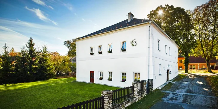 Relax v Kutné Hoře: apartmán v centru, bylinná koupel i 3chodová večeře