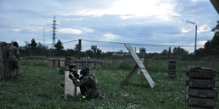 Adrenalinový zážitek: 1 či 10 denních vstupů na paintball včetně nábojů