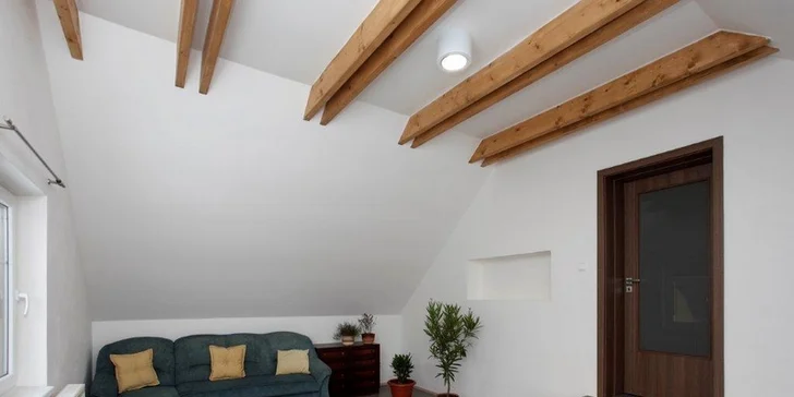 Vzhůru na Vysočinu: Apartmán nebo celý penzion u Hlinska pro 6 i 12 osob