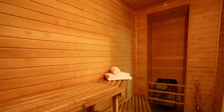 Jarní relax v srdci Beskyd pro dva s polopenzí, masáží a vířivkou