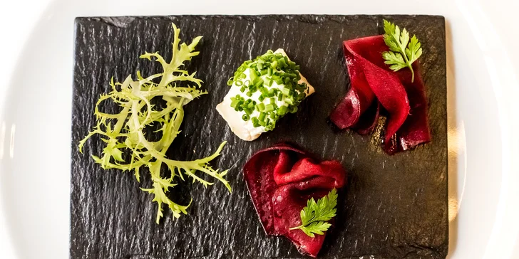 4chodové menu s candátem nebo vepřovou panenkou v restauraci Amaryla