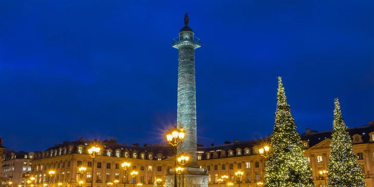 Kouzelná atmosféra předvánoční Paříže: v týdnu na otočku z Prahy, Berouna, Plzně