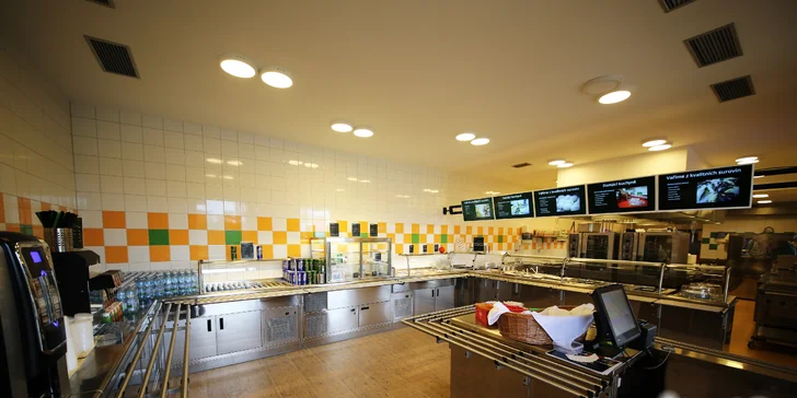 Rodinná vstupenka do Farmaparku: krmení zvířátek, hřiště a spousta prima atrakcí