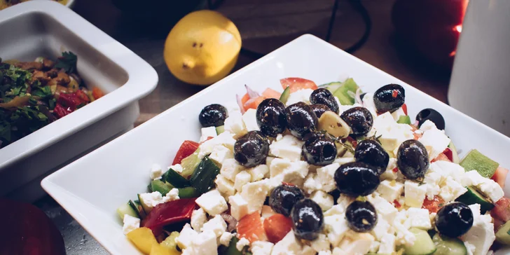 Akce pro gurmány: Nedělní bufetový brunch s animačním programem pro děti