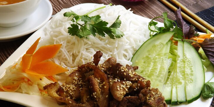 Bún chả nebo Bún bò nam bộ: vietnamské speciality pro milovníky asijské kuchyně