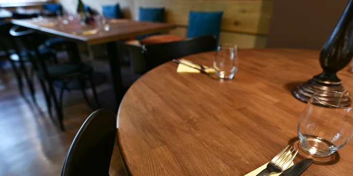 4chodové degustační menu pro 1 či 2 osoby, každý chod výběrem ze 2 variant