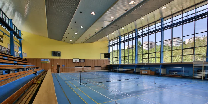 Jako ryby ve vodě: 5 vstupů do bazénu vč. sauny a vířivky pro velké i malé