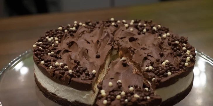 Naše Café vám osladí život: nepečený dort z neobyčejné kavárny