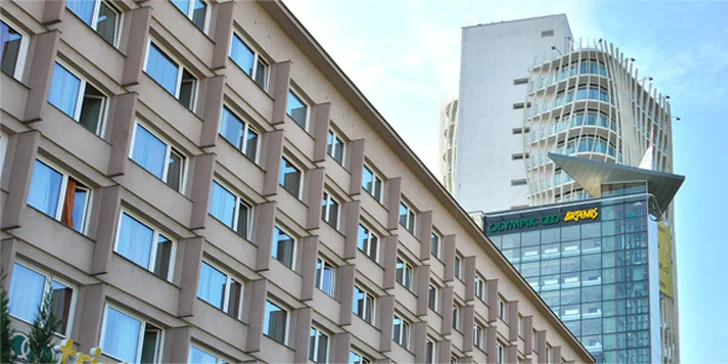 Hotel je kousek od metra, v centru jste za pár minut.