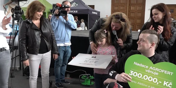 Doplňte si šatník & podpořte dobrou věc: vstup na Jarmark OnaDnes.cz (30. 9.)