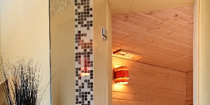 Sport i relax pro 2: squash na 60 minut a soukromá sauna na stejně dlouho