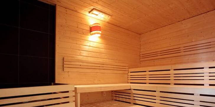 Relax v Červeném Hrádku – 90 minut v privátní finské sauně až pro 6 osob