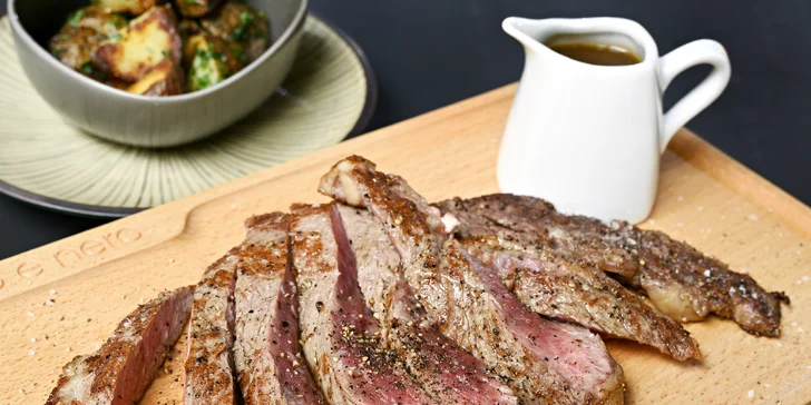 Luxus na talíři: 300g Rib Eye New Zealand steaky ze světového hovězího s oblohou