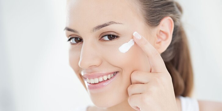 Kompletní kosmetické ošetření vč. masáže obličeje nebo hloubkové čištění aknózní pleti