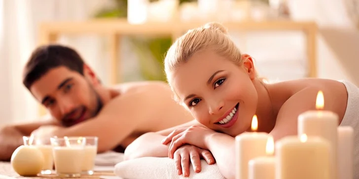Relaxační párová masáž a lázeň nohou v luxusním salonu Thai Sun
