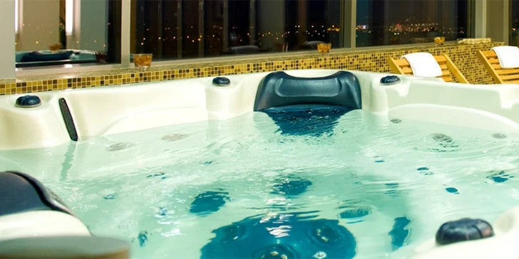 3 nebo 4 dny v Budapešti se snídaní či polopenzí a neomezeným wellness