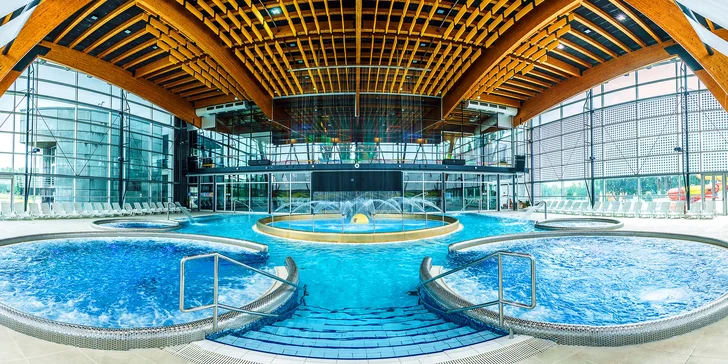 Jaro či léto pod Tatrami: polopenze i neomezený vstup do AquaCity Poprad