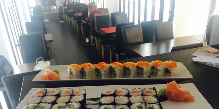 Sushi v podzámčí: 24 nebo 38 čerstvých rolek z rukou "sushisty" s 15letou praxí