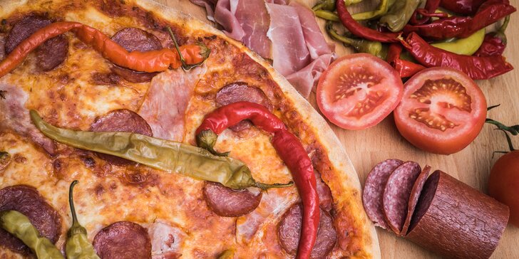 Štěstí v Líšni: pravá italská pizza dle výběru a limonáda či pivo z malého pivovaru