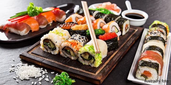 Vyzvedněte si svůj sushi set: výběr ze 4 menu s rolkami i polévkami