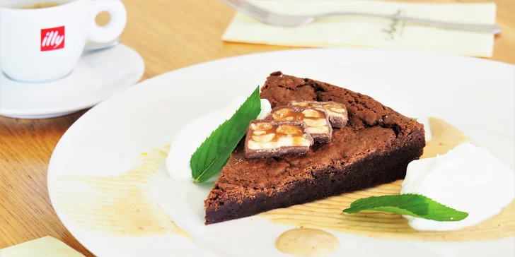 3chodové zimní menu pro dva v zámecké restauraci Monâme