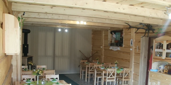 Relaxujte pod spišským zámkem: 3-4 dny pro 2 s polopenzí a zapůjčením kol