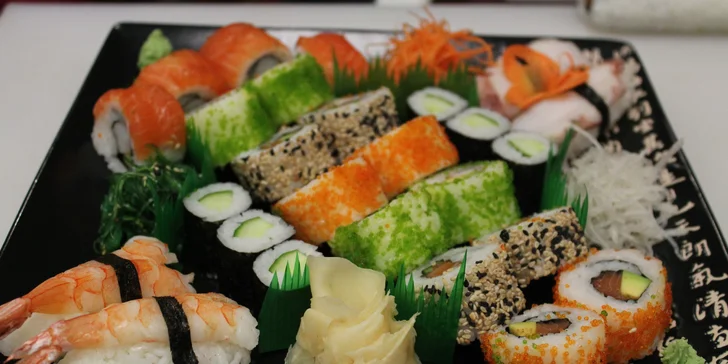Sushi – lék na podzimní splín: čerstvé i smažené, 18 či 28 kousků v setu