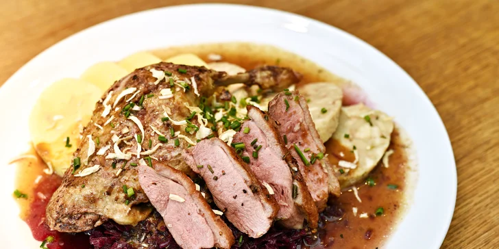 Svatomartinské menu na Kampě: 4 chody včetně husičky a lahev vína pro dva