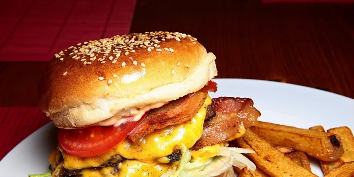 550g Double Burger + 150g domáce hranolčekyy