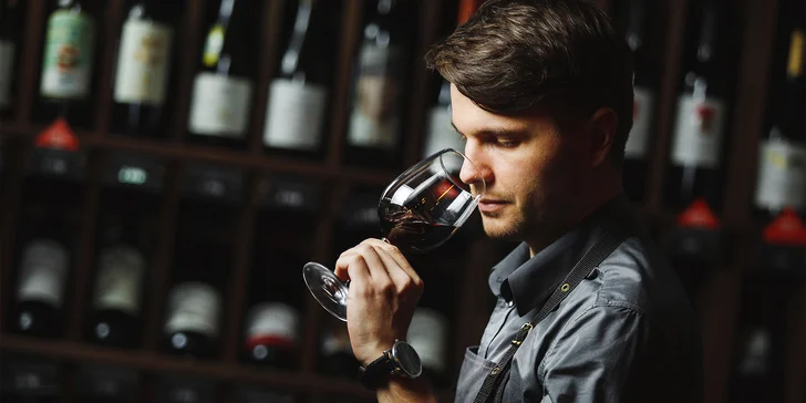 Domácí sommelier: odborný vinařský kurz spojený s degustací výběrových vín