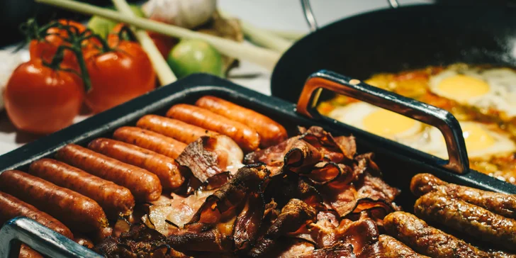 Akce pro gurmány: Nedělní bufetový brunch s animačním programem pro děti