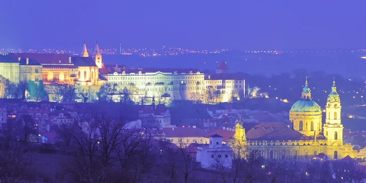 Nechte se unést kouzlem předvánoční Prahy: 3* hotel i snídaně ve všední dny