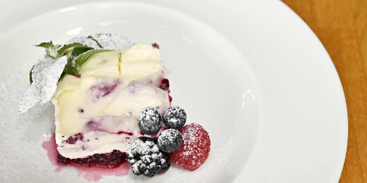 Tříchodové degustační menu v restauraci Miminoo a vstup na Žižkovskou věž