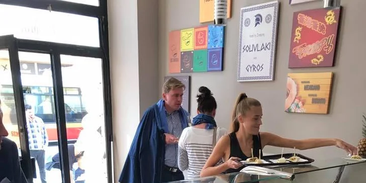 Tortilly a sendviče z celého světa: s falafelem, kuřecím i hovězím masem
