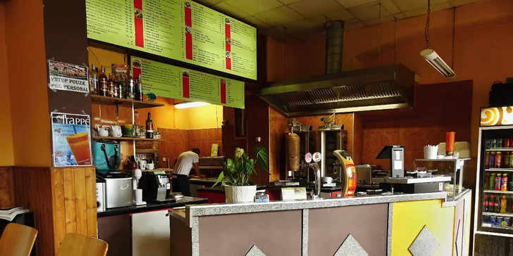 Jde se na kebab: Kompletní menu s tureckým chlebem, hranolky i nápojem
