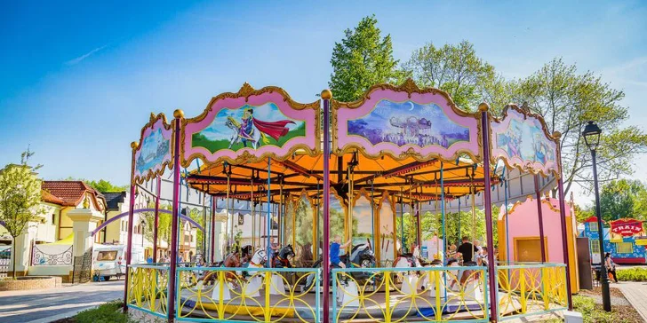 Vstup do nejstaršího polského zábavního parku Legendia se 40 super atrakcemi
