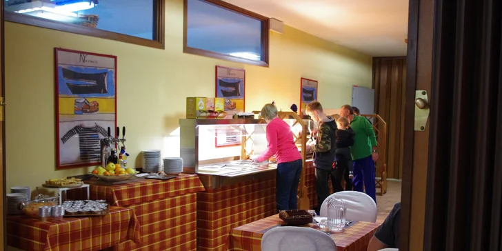 Lyžování v Itálii a Slovinsku: doprava, hotel s polopenzí a saunou i 3denní skipas